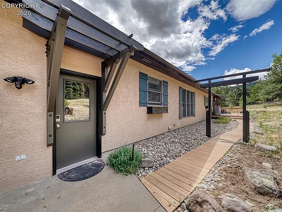 5th image of 1446 Chalice Dr