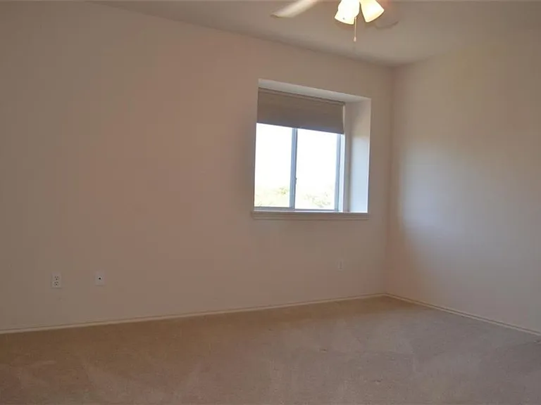8312 Minnesota Ln — Photo 12