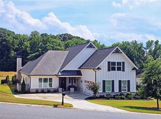 1989 Duncans Mill Ln, Jefferson, GA 30549