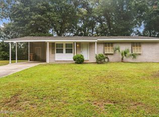 2160 Driftwood Dr, Biloxi, MS 39531