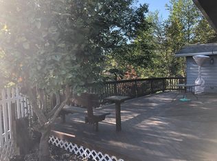 542 Fern Ave, Brookings, OR 97415