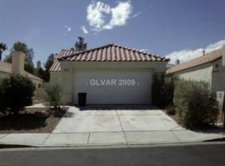 3725 Penedos Dr, Las Vegas, NV 89147