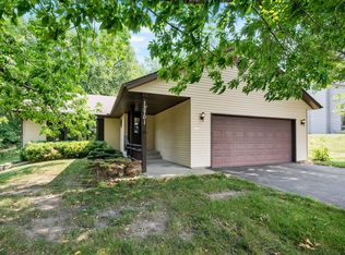 13701 Judicial Rd, Burnsville, MN 55337