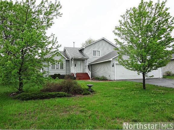 3rd image of 3227 W Park Dr