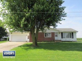 437 W Walnut St, Ladd, IL 61329