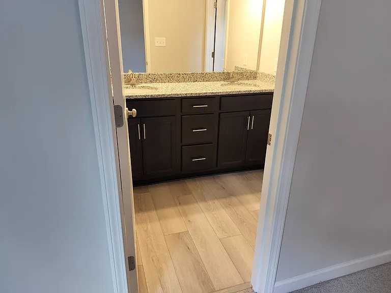 1051 McKay Dr — Photo 22
