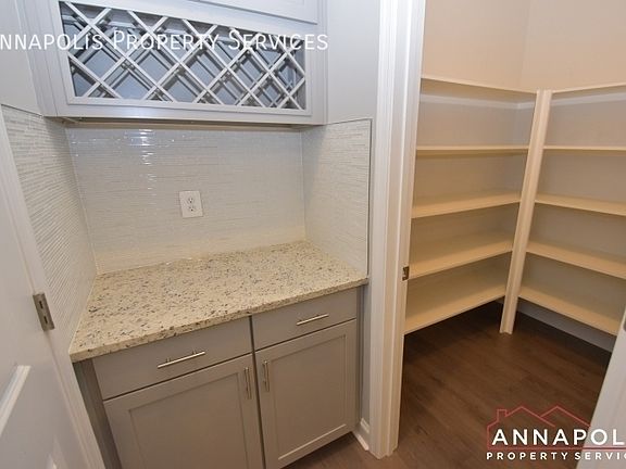 4th image of 2625 Smooth Alder St