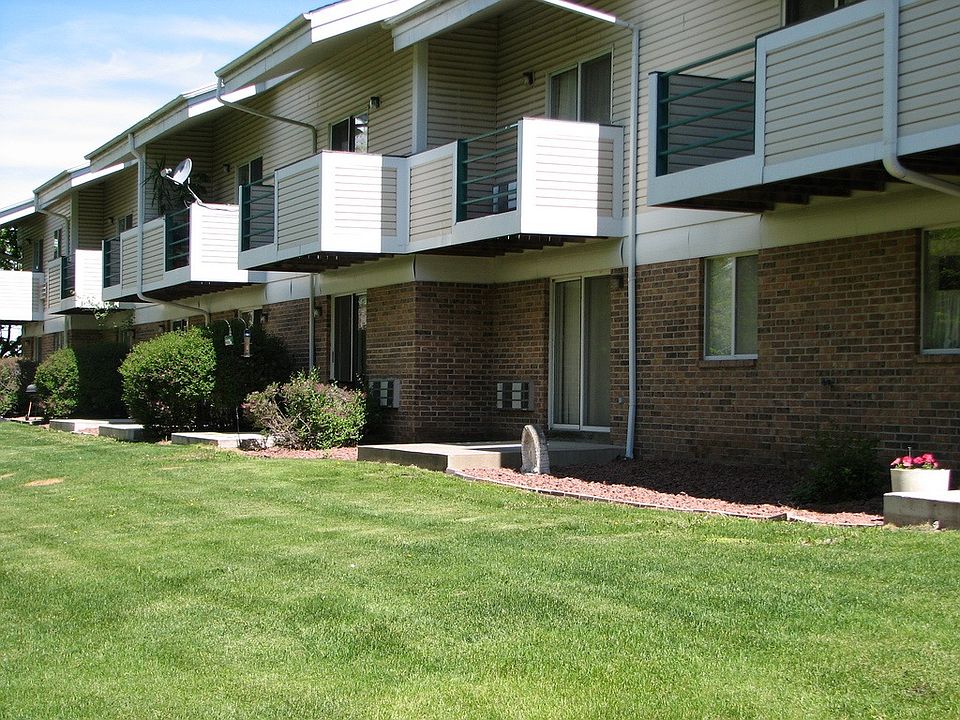 1st image of 336 Olson Ct APT 204