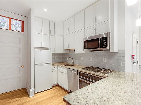 3rd image of 31 Massachusetts Ave APT 12