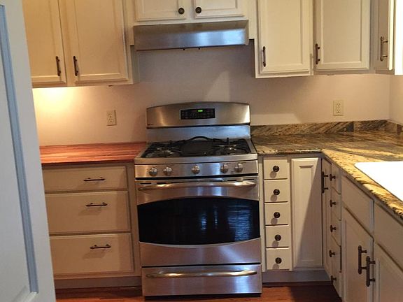 4th image of 3730 Fairfield Ave Unit E