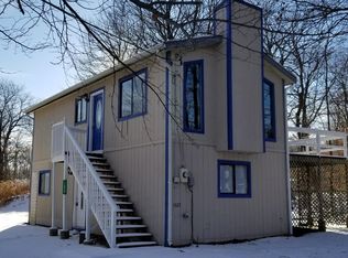 1623 Cotswold Rd, Tobyhanna, PA 18466