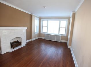 3152 N Ridgeway Ave #1, Chicago, IL 60618