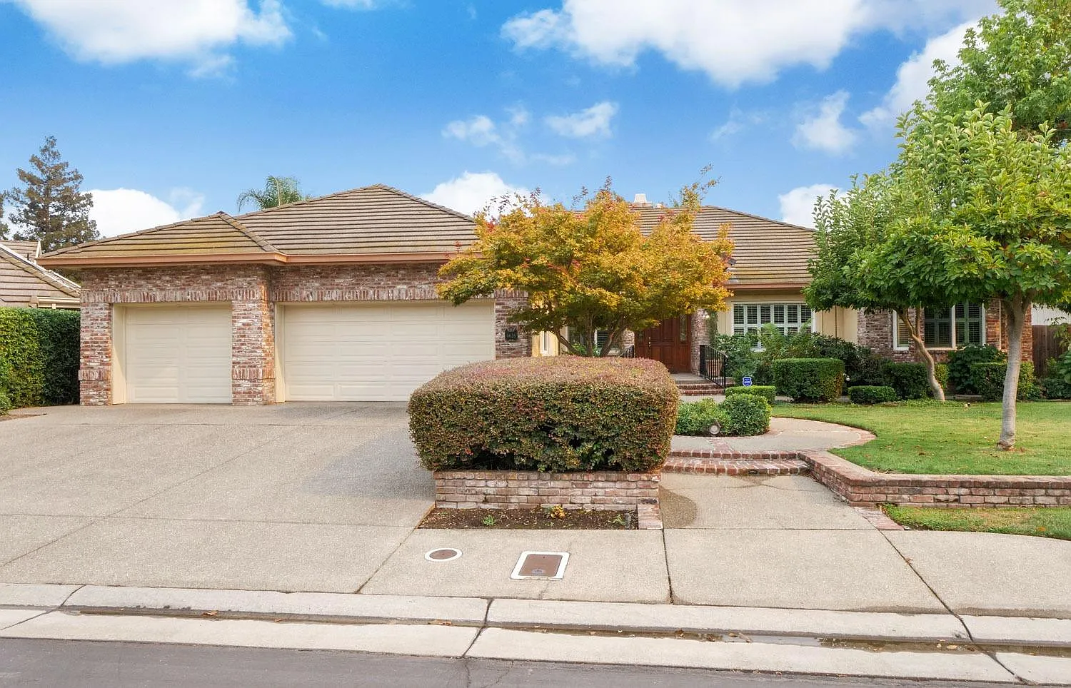 4626 Pine Valley Cir photo 1