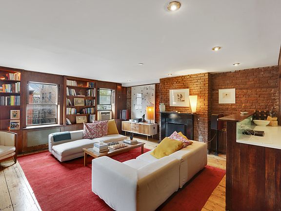 3rd image of 349 W 22nd St APT 3