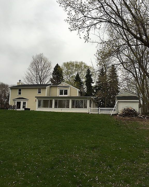 2nd image of 831 Turk Hill Rd