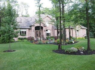 5395 Mission Hills Dr, Canfield, OH 44406