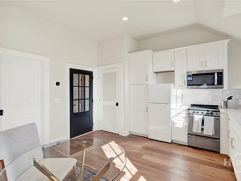 408 Geo Meyer Ave #CARRIAGE HOUSE — Photo 17