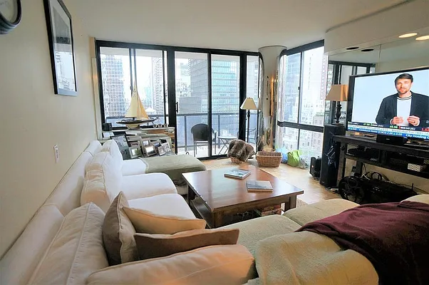 255 E 49th Street #18A in Turtle Bay, Manhattan | StreetEasy