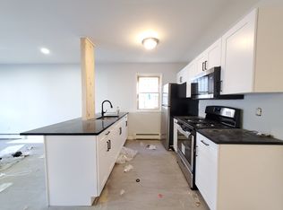 131 Wegman Pkwy #1E, Jersey City, NJ 07305