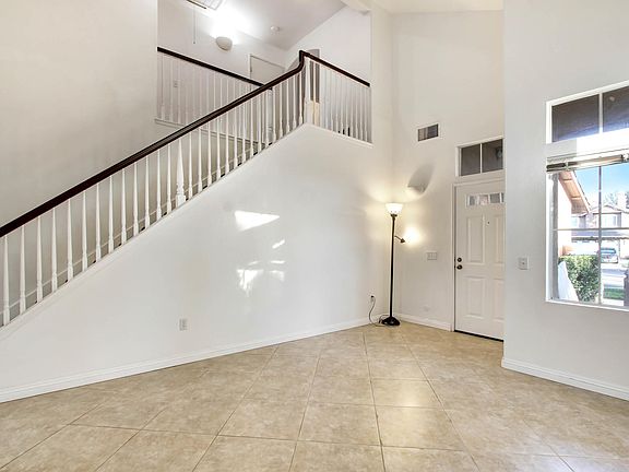 4th image of 7894 Saint Helena Ct