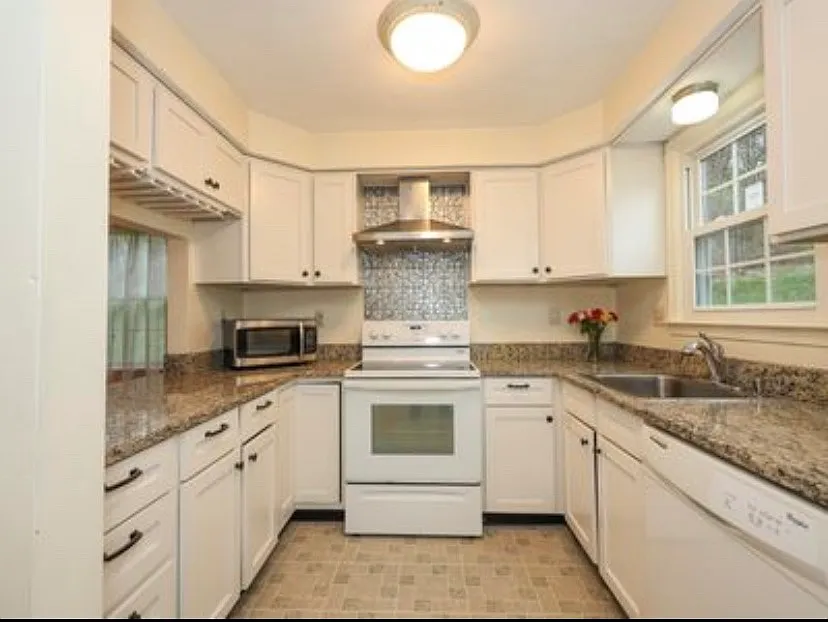 2 bed, 2.5 bath, 1575 sqft, $2,950 — Photo 4