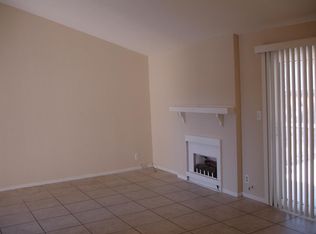 588 Parkview Dr, Lake Elsinore, CA 92530