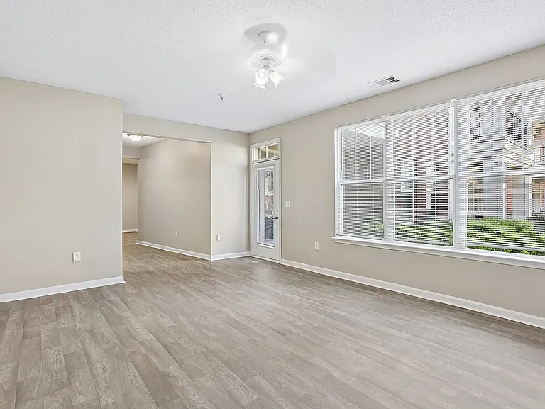 Heritage Station Apartments — Photo 8