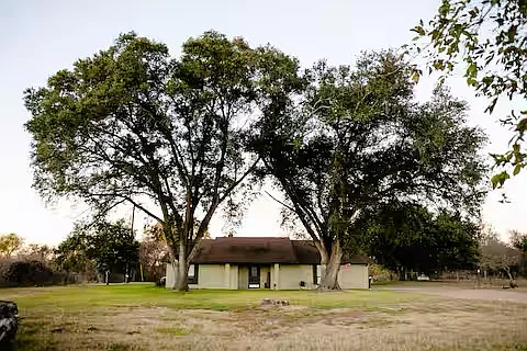 148 Highway 71 E — Photo 1