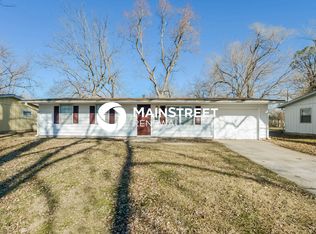 8608 E 92nd St, Kansas City, MO 64138