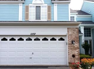 1237 Summersweet Ln #1237, Bartlett, IL 60103
