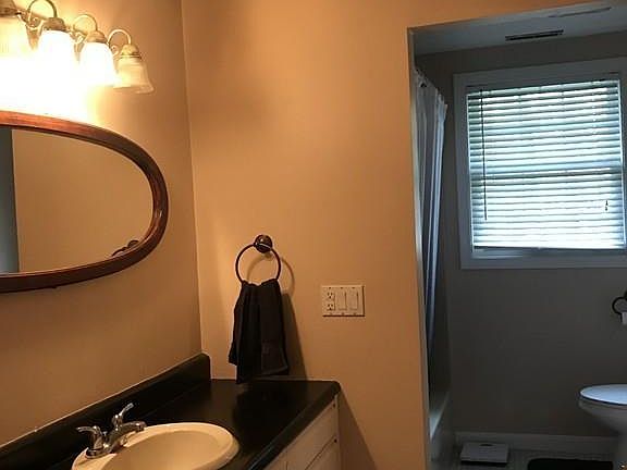 4th image of 140 N Main St Unit 6A