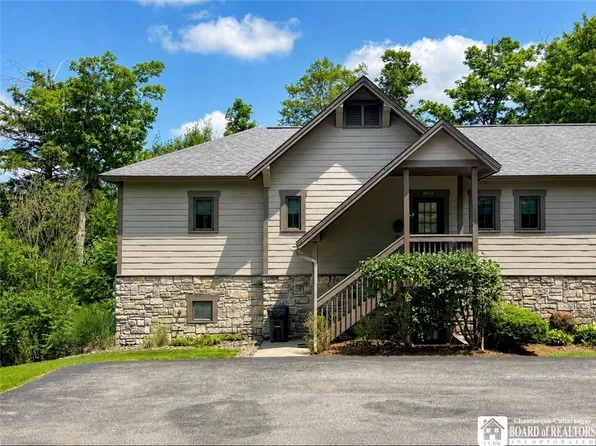 8034 Abbey Ln, Clymer, NY 14724