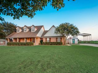 1174 Dickens Rd, Howe, TX 75459