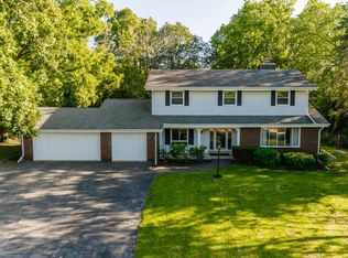 14775 Timberidge Trl, Brookfield, WI 53005