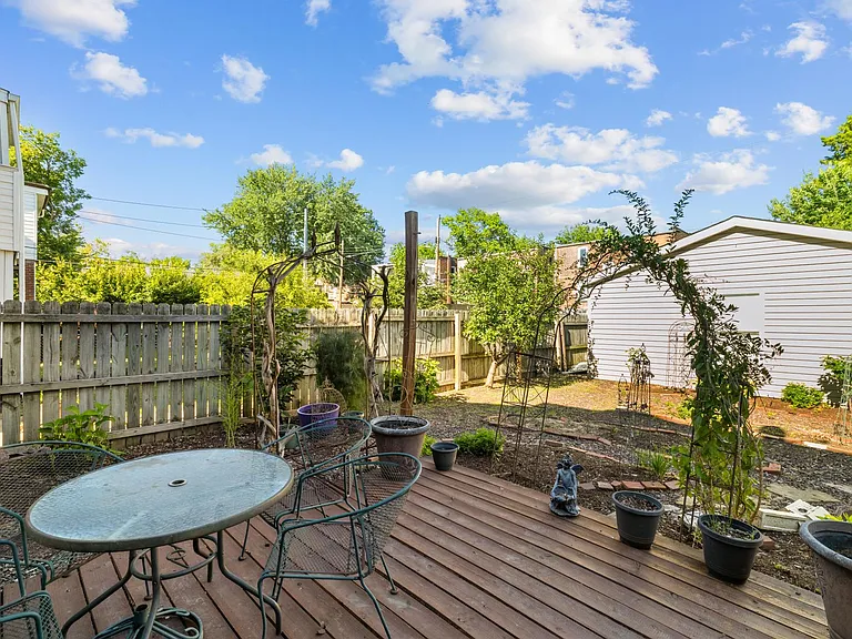 3124 Gurney Ave — Photo 31