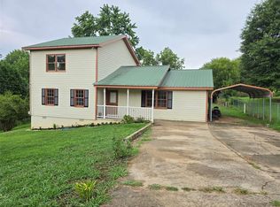 3908 Hunt Dr SE, Gainesville, GA 30507