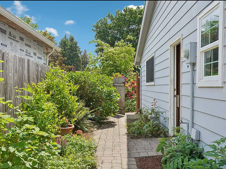 20365 SW Newcastle Pl — Photo 22