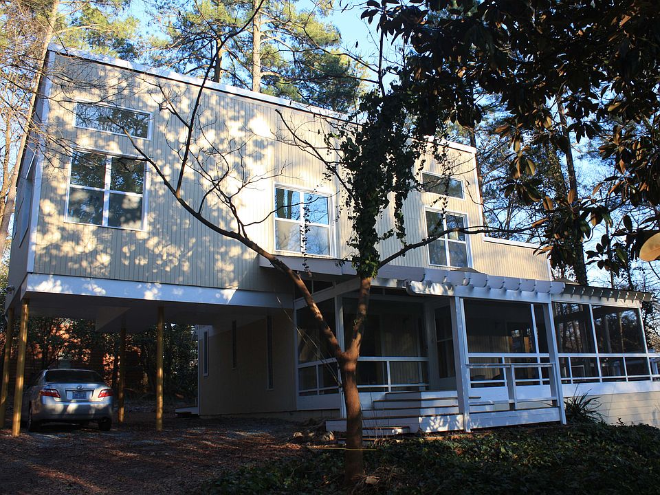 2nd image of 1405 Forestview St
