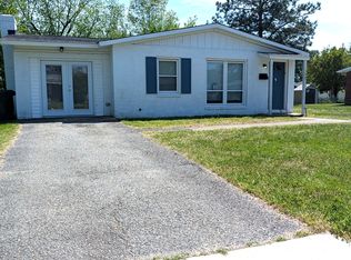 120 Jenness Ln, Newport News, VA 23602