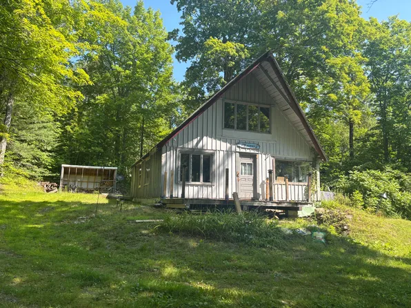 1 Tuttle Corner Road, Freeman Twp, ME 04983