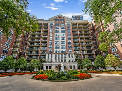 55 W Delaware Pl APT 1107, Chicago, IL, 60610