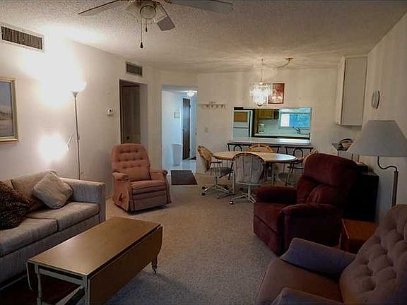 3rd image of 2950 SE Ocean Blvd APT 132-7