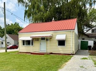 20 McNaughton Ave, Chatham Kent, ON N8A1R8