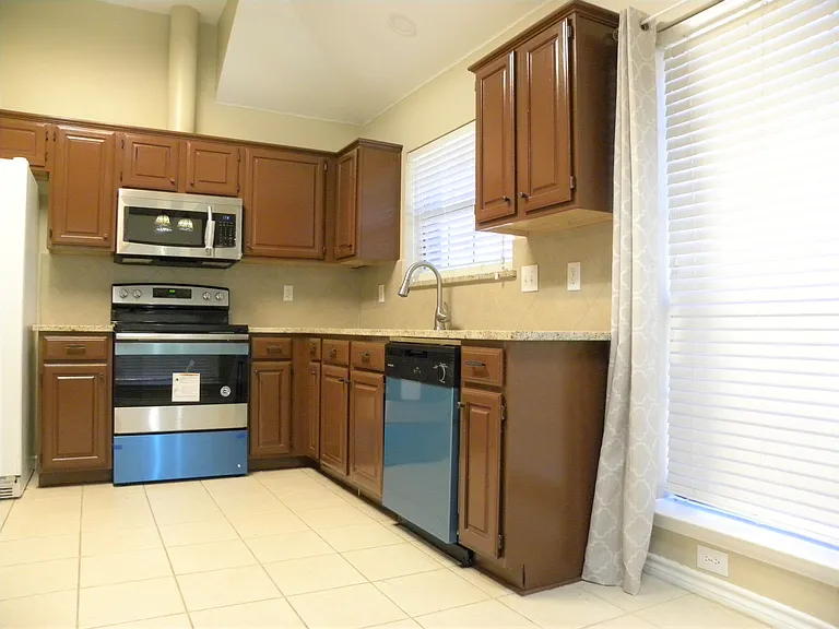 11216 Promenade Rd — Photo 12