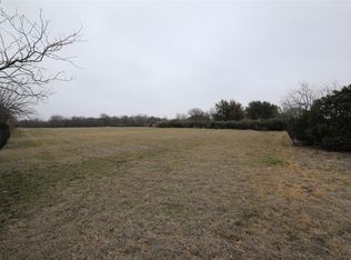 1012 Lighthouse Ct, Grand Prairie, TX 75104