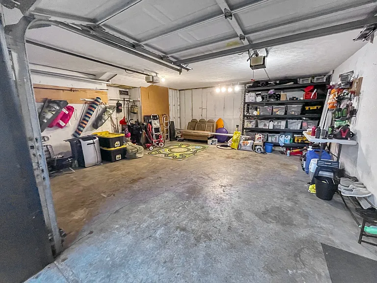 15690 Pike Trl — Photo 37