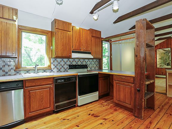 5th image of 49 Wolden Rd