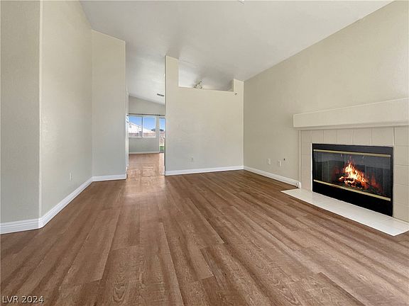 3rd image of 5440 Okaloosa Dr