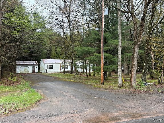 2nd image of 4 Salt Rd