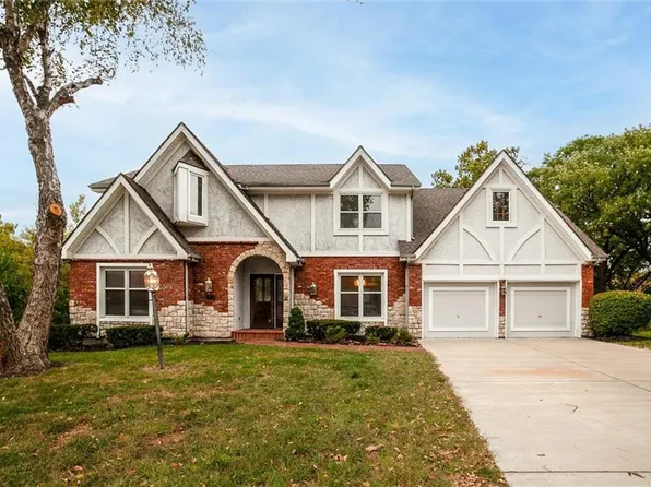 6625 N London Dr, Kansas City, MO 64151